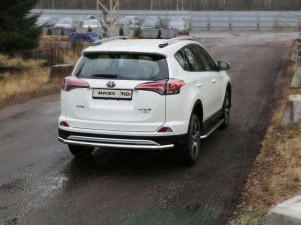 Защита заднего бампера центральная 60 мм для Toyota RAV4 № TOYRAV15-28